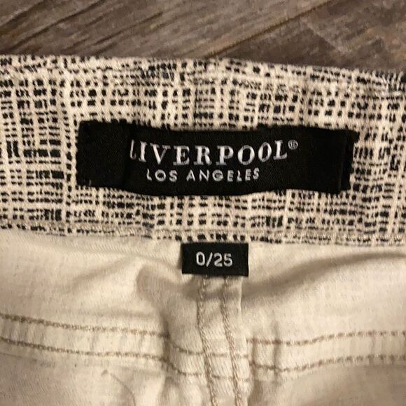 Liverpool Pull-on Leggings   - Picture 2 of 5
